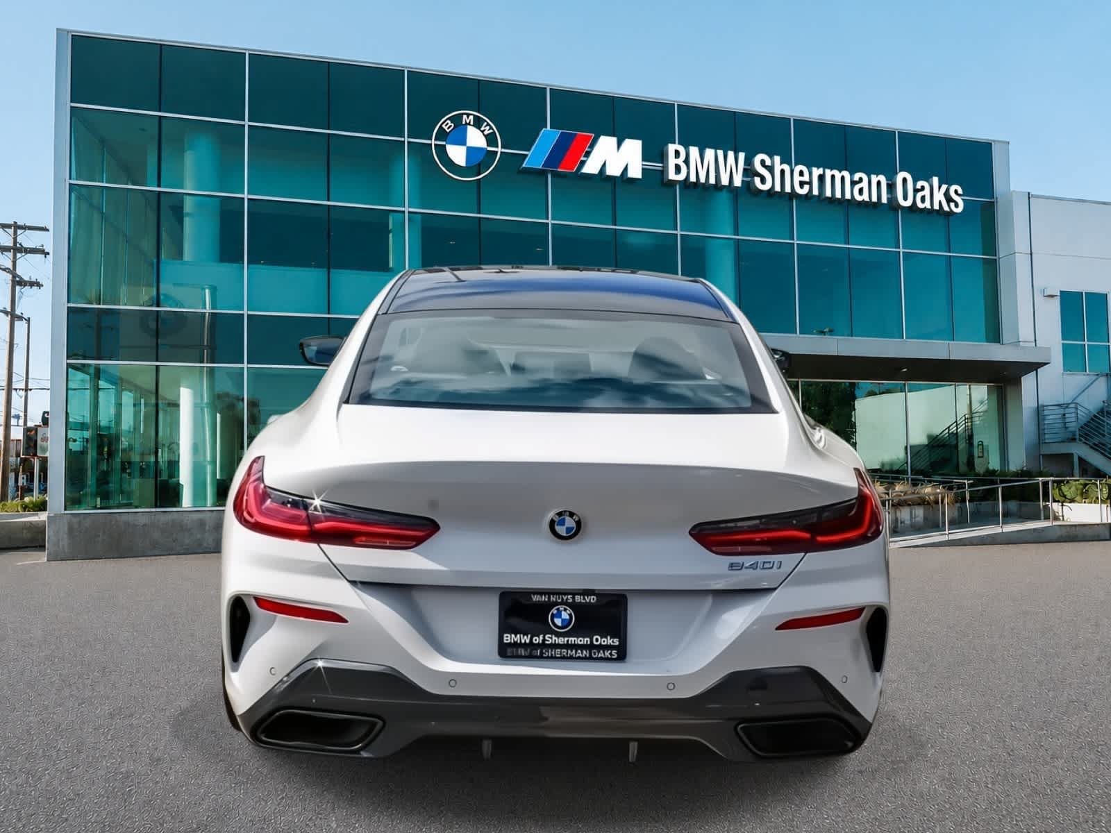 Used 2026 BMW 840i w/ M Sport Professional Package RWD image 5