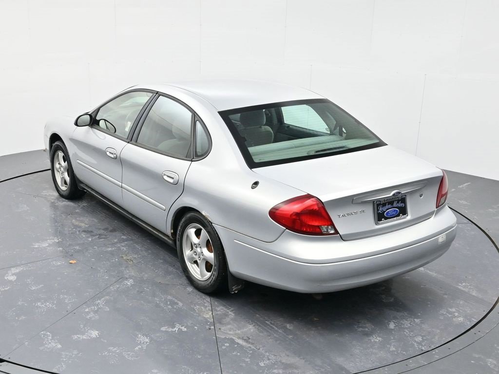 Used 2002 Ford Taurus SE image 36