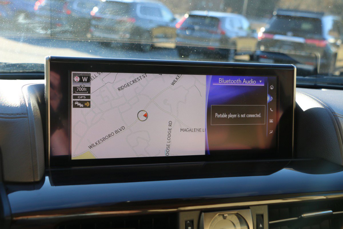 Used 2018 Lexus LX 570 4WD image 22