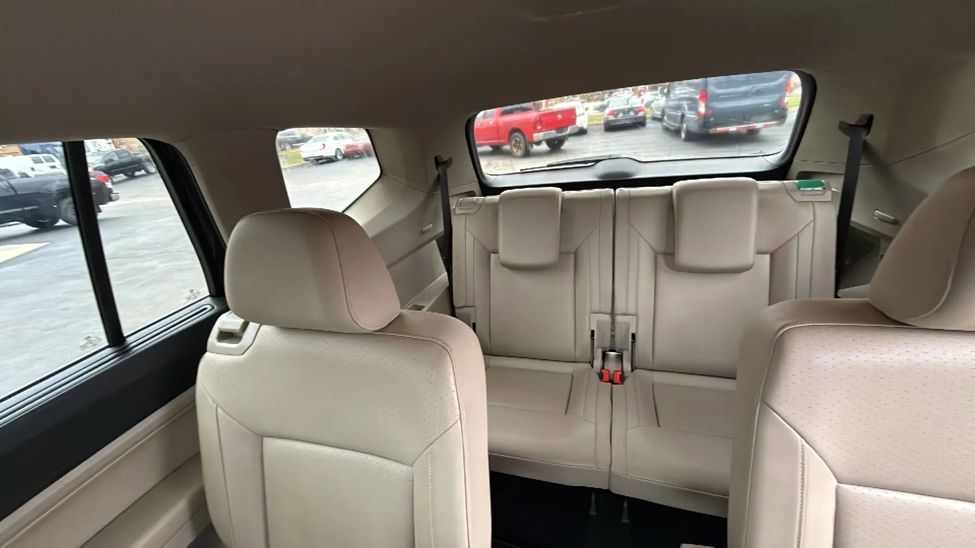 Used 2019 Volkswagen Atlas SE w/ Towing Package image 13