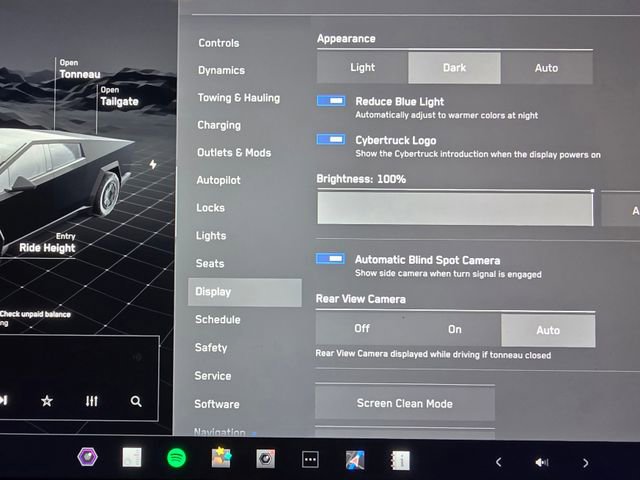 Used 2024 Tesla Cybertruck AWD Crew Cab image 39