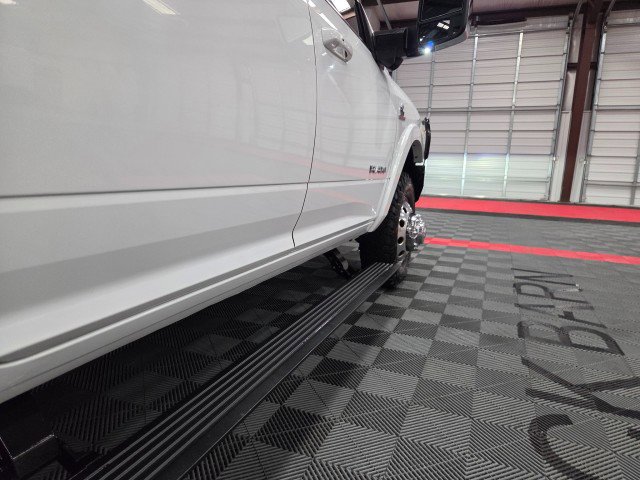 Used 2024 RAM 3500 Limited w/ Safety Group image 31