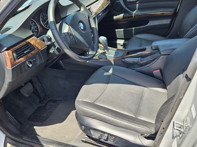 Used 2009 BMW 328i Sedan RWD image 16