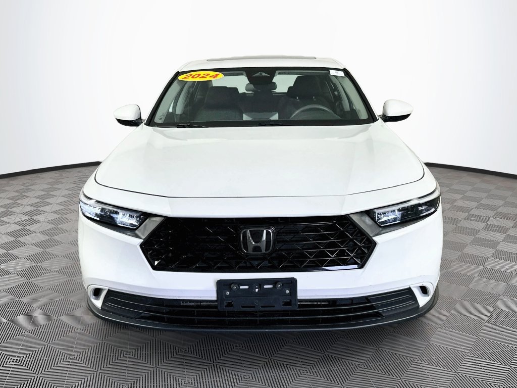 Used 2024 Honda Accord EX image 4