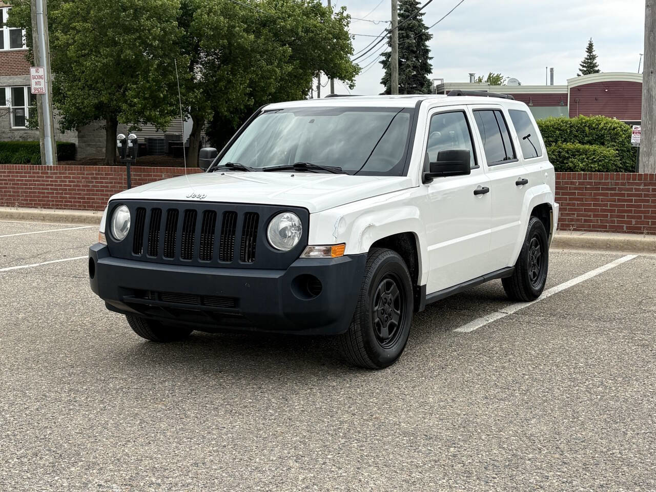 Used 2009 Jeep Patriot Sport FWD image 2