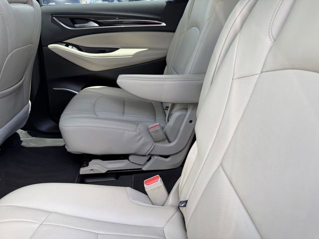 Used 2020 Buick Enclave Premium image 21