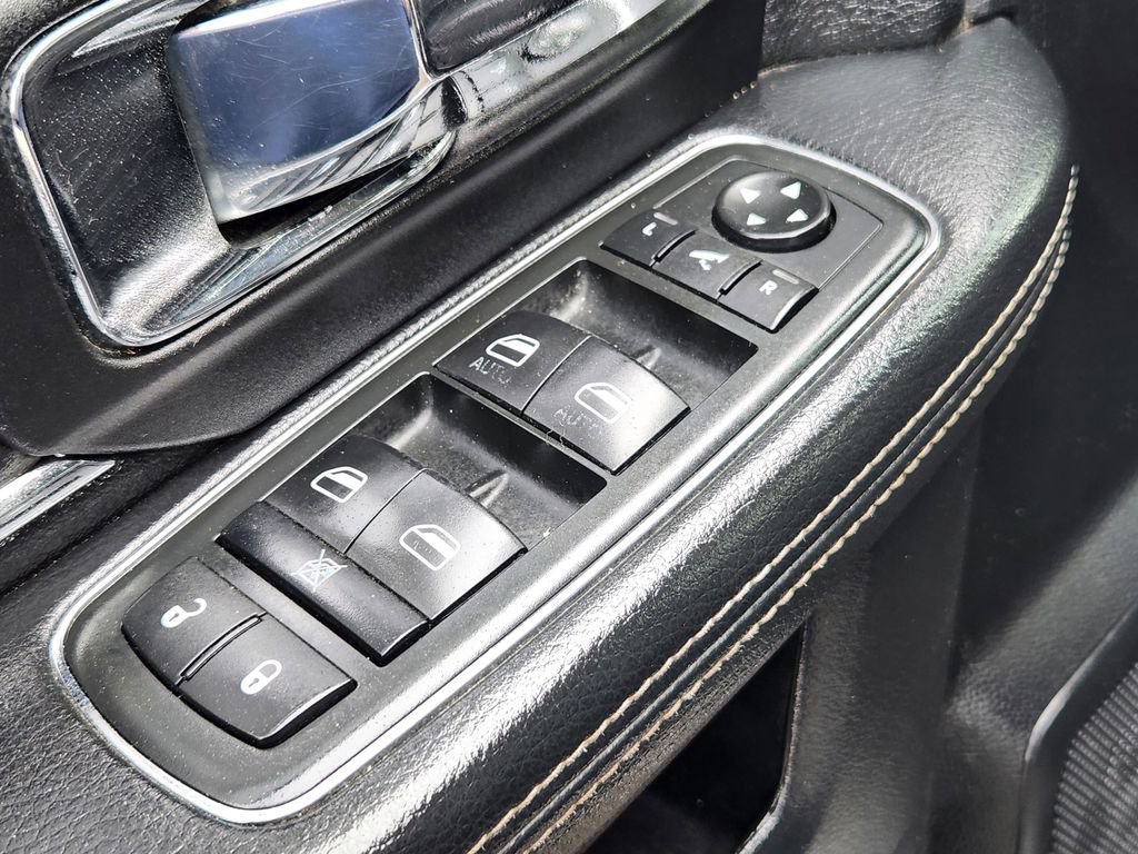 Used 2015 RAM 2500 Laramie w/ Convenience Group image 15