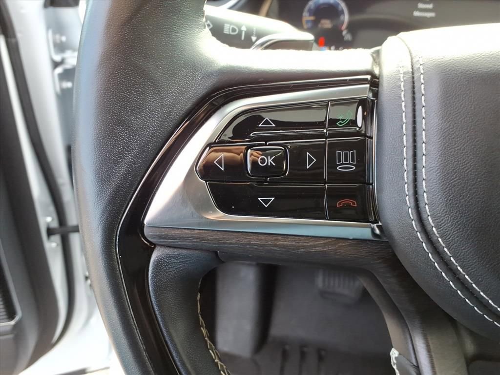 Used 2021 Jeep Grand Cherokee L Overland w/ Advanced Protech Group III image 21