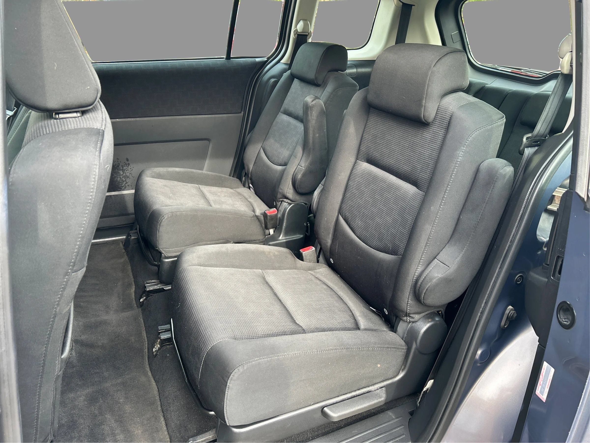 Used 2008 MAZDA MAZDA5 Sport FWD image 11