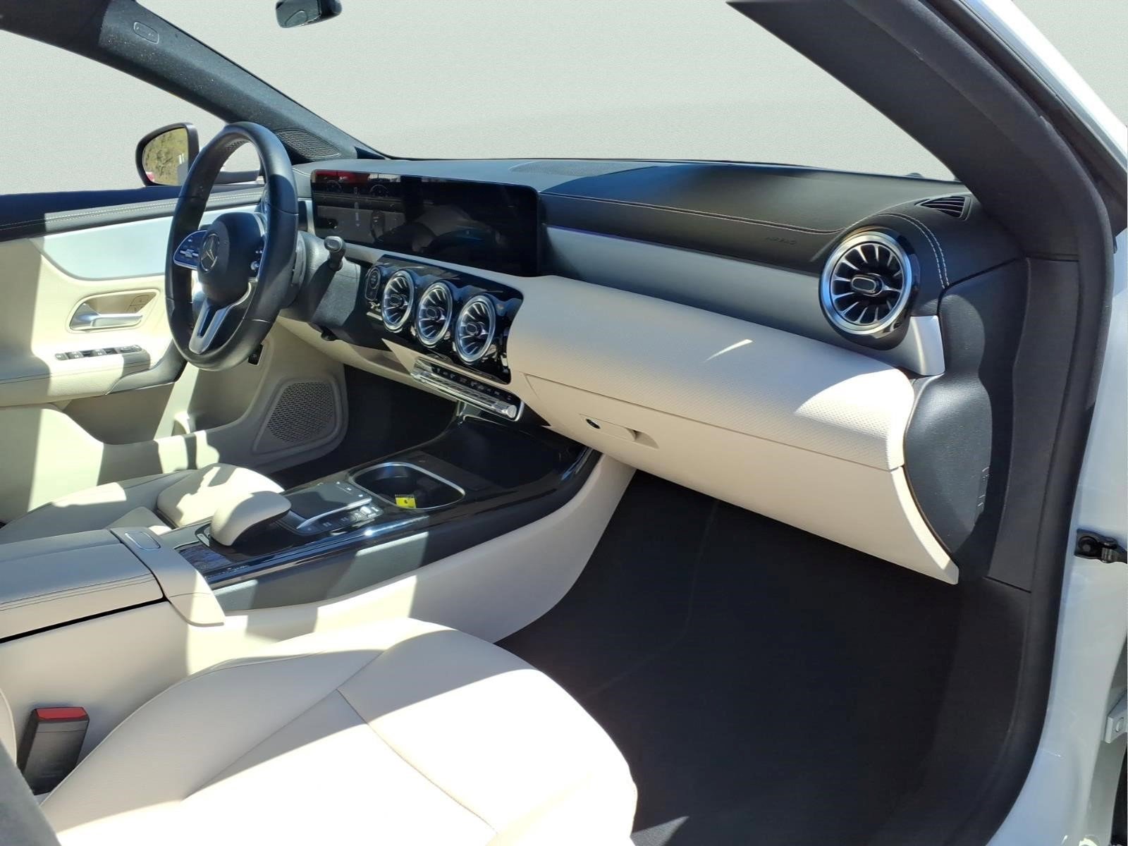 Certified 2022 Mercedes-Benz CLA 250 4MATIC image 10