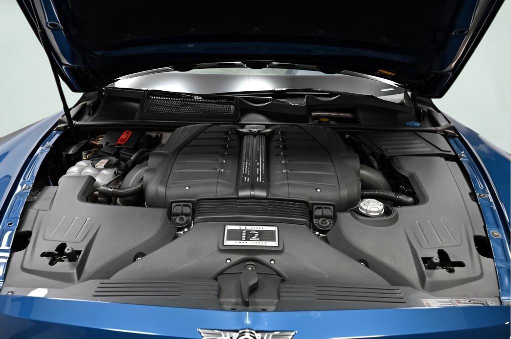 Used 2018 Bentley Bentayga image 29