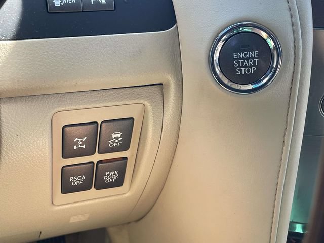 Used 2010 Lexus LX 570 4WD w/ Luxury Pkg image 26