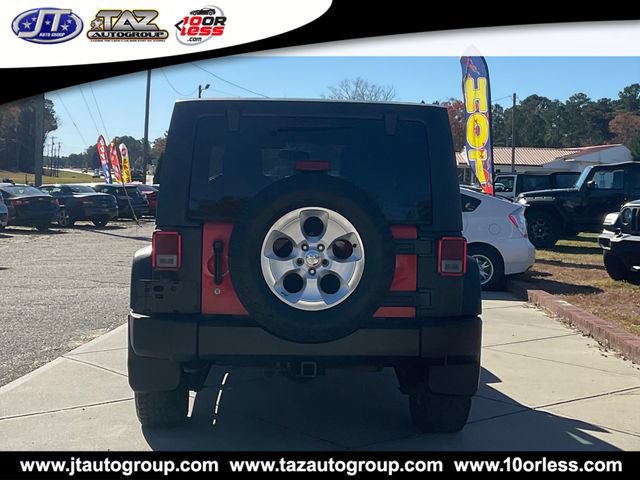 Used 2013 Jeep Wrangler Unlimited Sahara w/ Dual Top Group AWD/4WD image 6