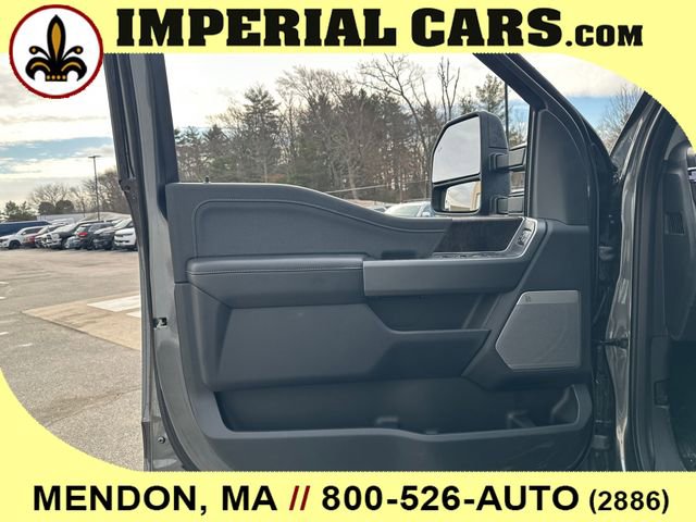 New 2026 Ford F350 Lariat w/ Black Appearance Package image 21