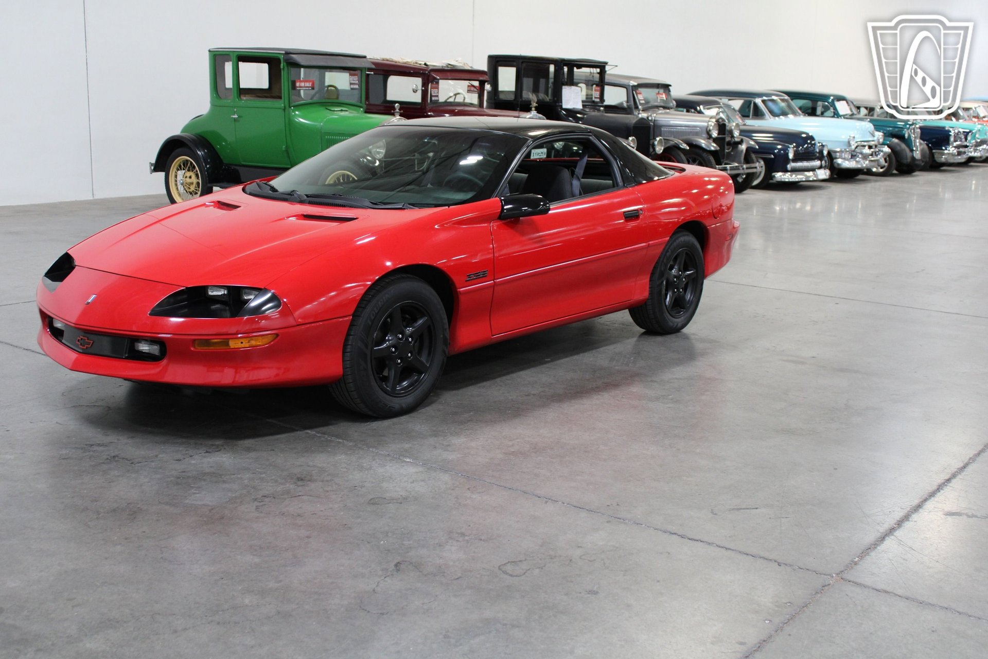 Used 1993 Chevrolet Camaro Z28 RWD image 2