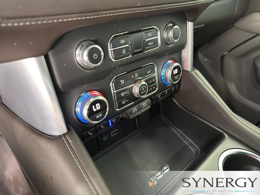 Used 2023 GMC Yukon SLT w/ SLT Premium Package RWD image 14