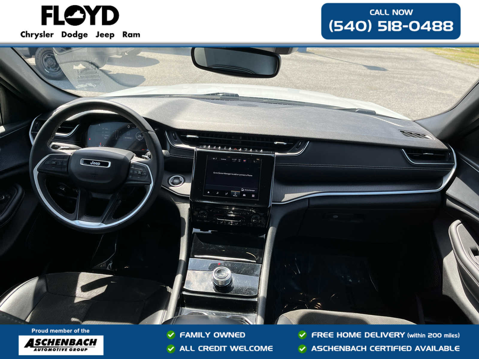 Used 2023 Jeep Grand Cherokee L Laredo AWD/4WD image 32