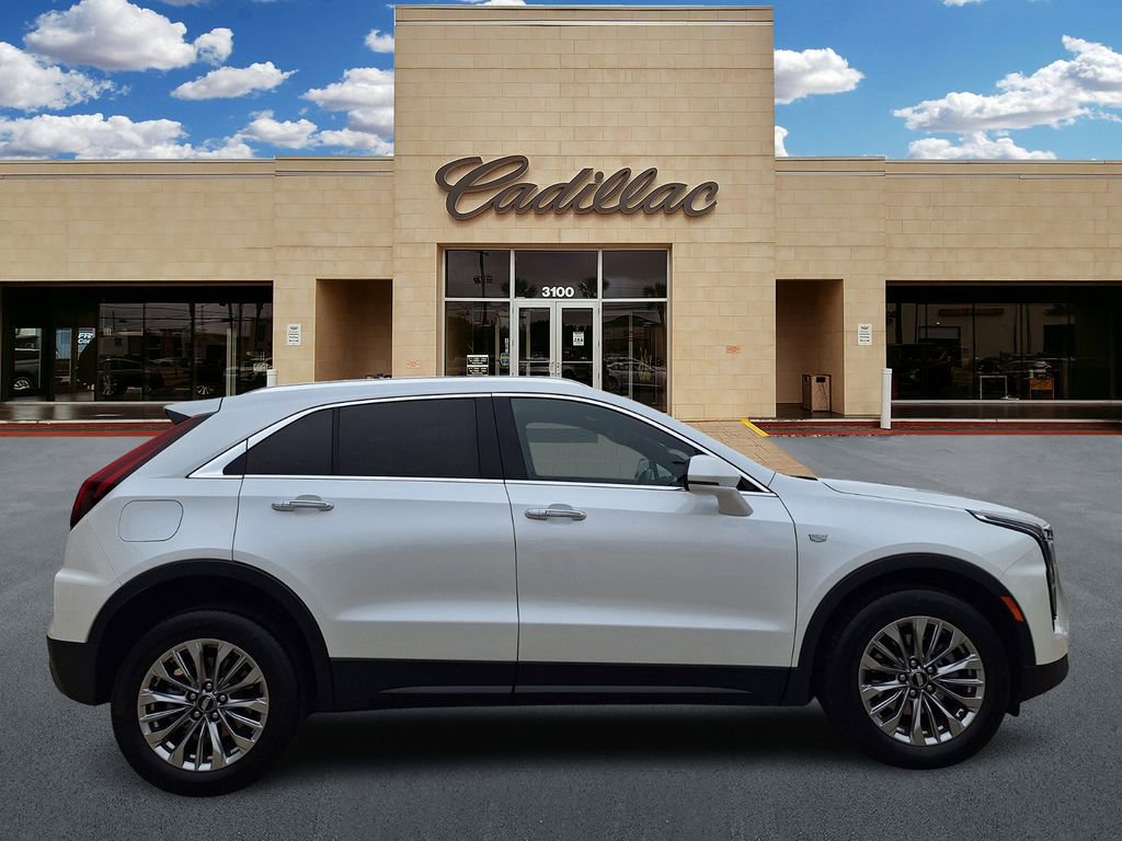 Certified 2024 Cadillac XT4 Premium Luxury image 2