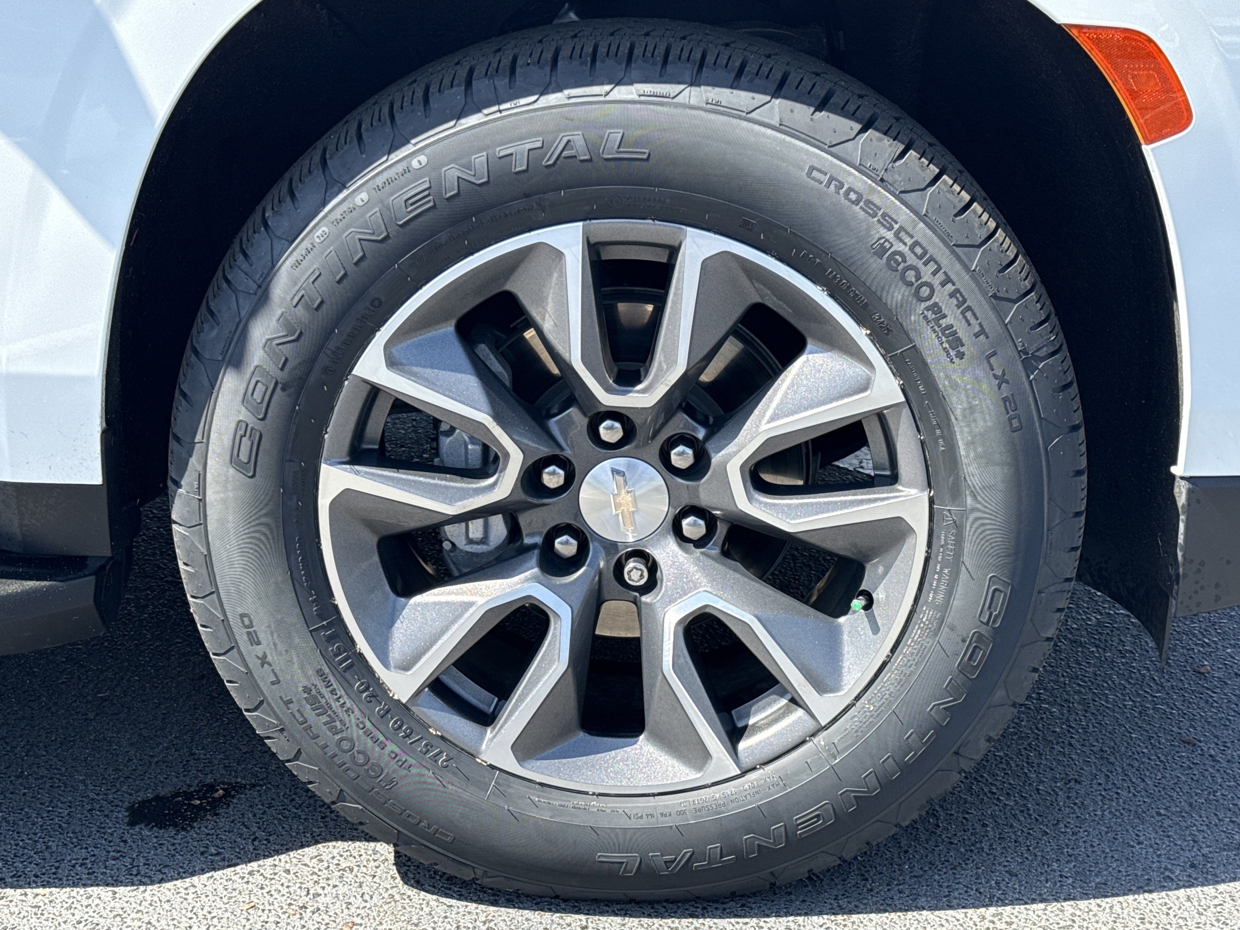 Used 2022 Chevrolet Tahoe LT w/ Luxury Package image 20