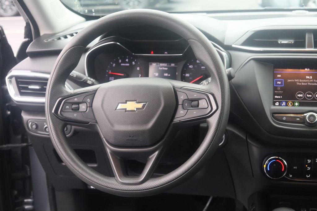 Used 2022 Chevrolet TrailBlazer LT AWD/4WD image 21