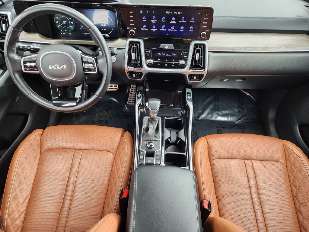 Used 2022 Kia Sorento SX Prestige w/ Rust Color Package AWD/4WD image 17