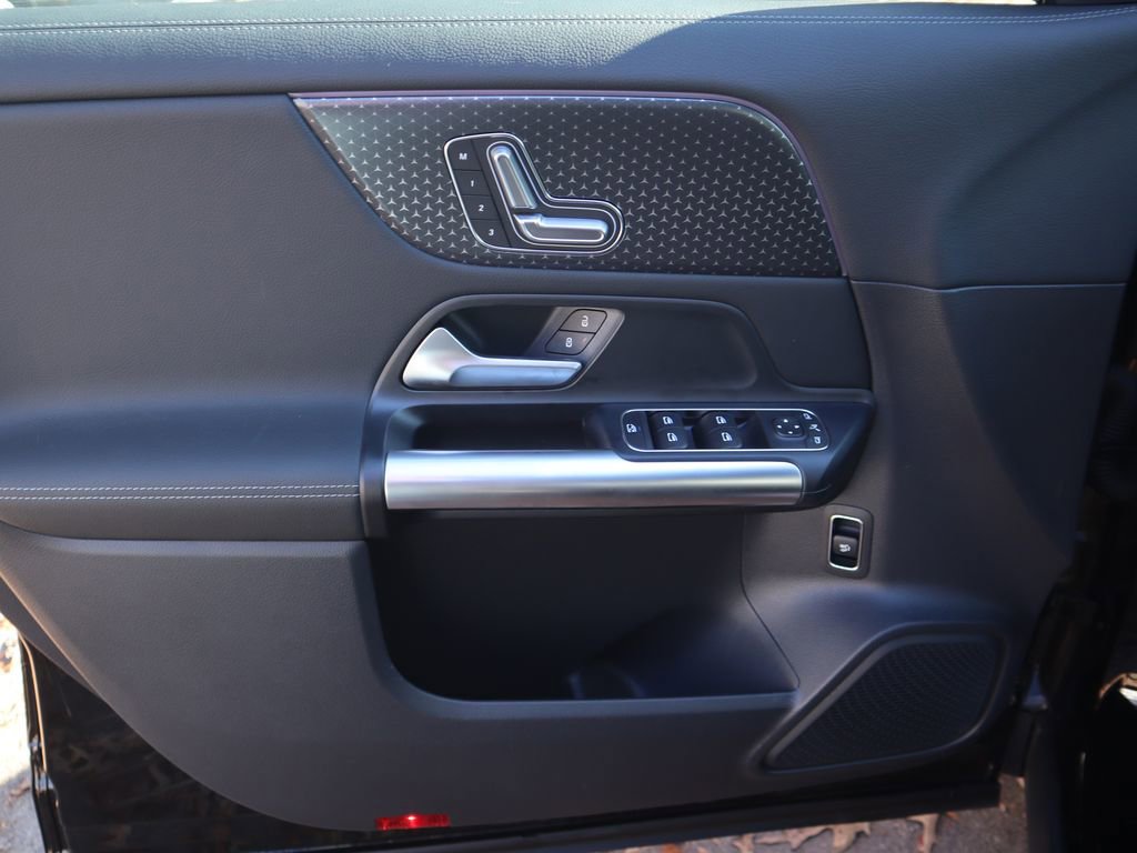 New 2026 Mercedes-Benz GLA 250 image 16