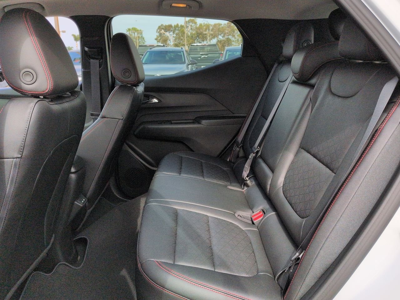 New 2027 Chevrolet Bolt RS w/ Super Cruise Package FWD image 25