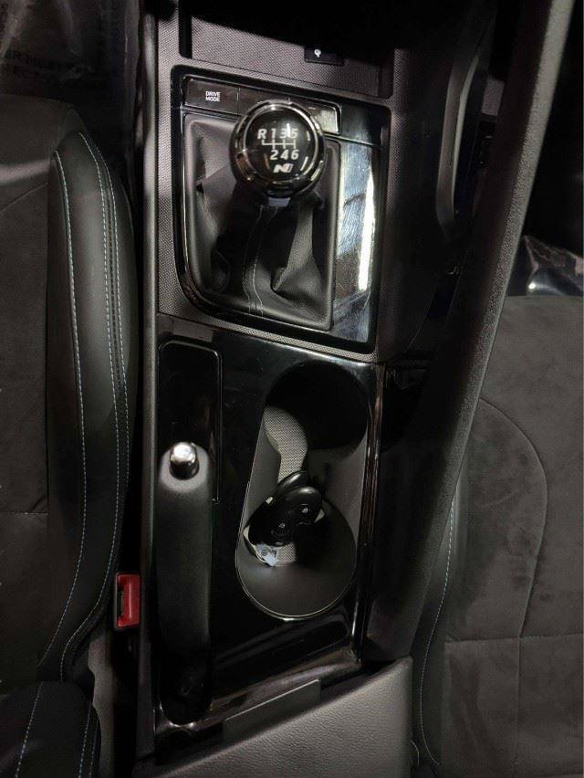 Used 2024 Hyundai Elantra N FWD image 31