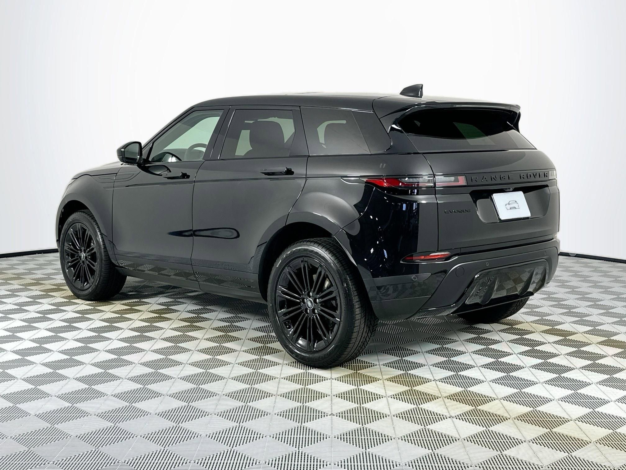 Used 2026 Land Rover Range Rover Evoque S image 7