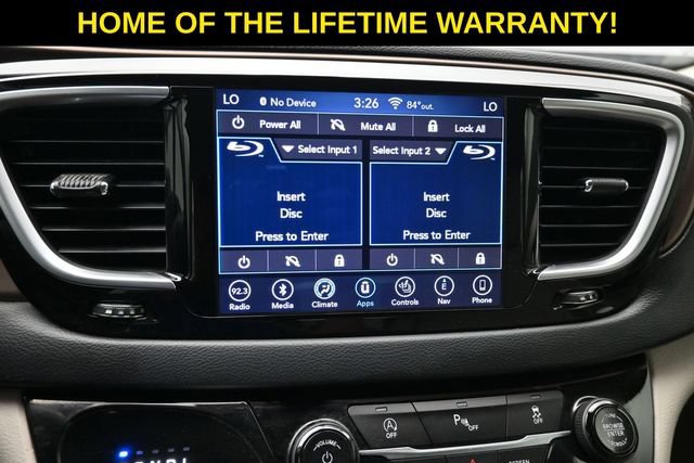 Used 2018 Chrysler Pacifica Touring-L Plus FWD image 33