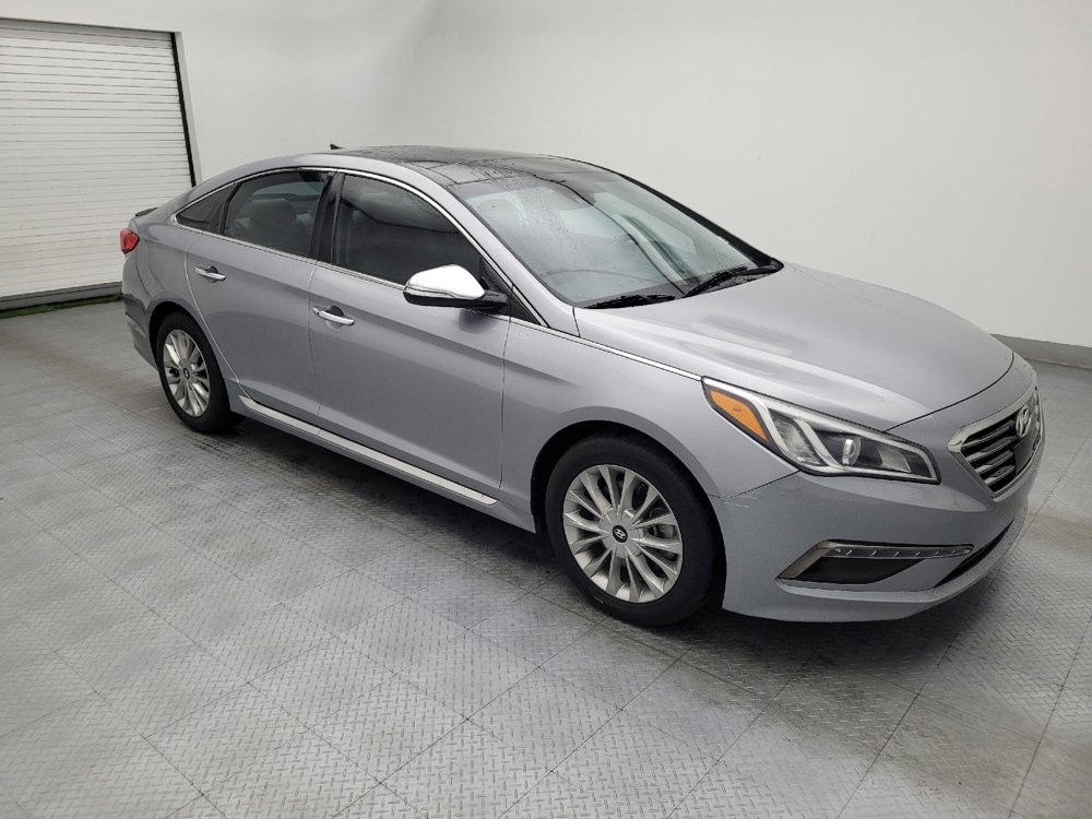 Used 2015 Hyundai Sonata Limited w/ Option Group 06 FWD image 11