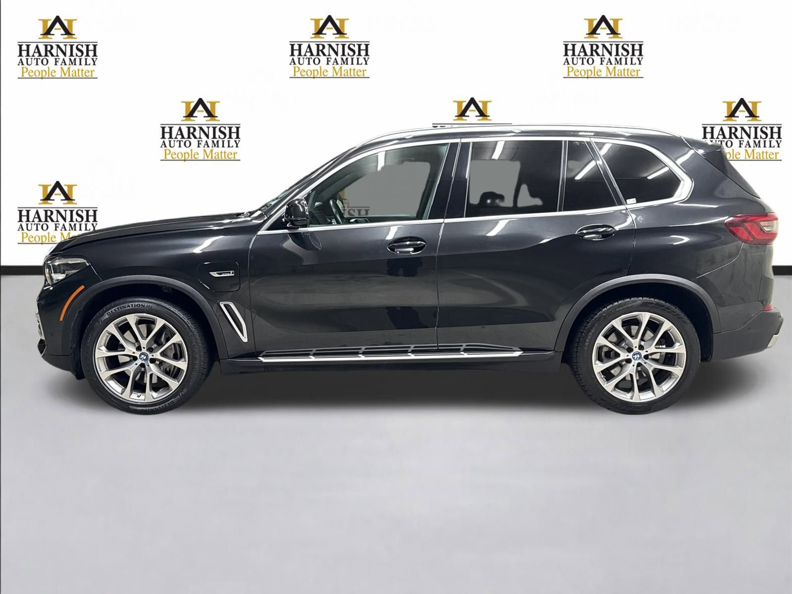 Used 2023 BMW X5 xDrive45e video 2