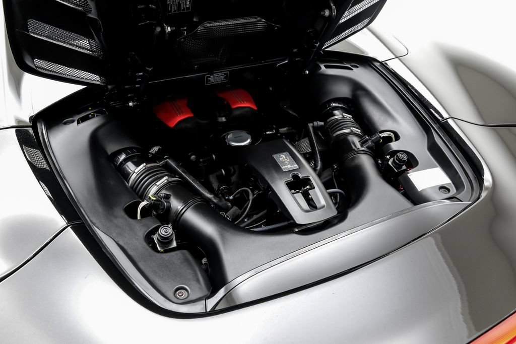 Used 2018 Ferrari 488 Spider RWD image 57