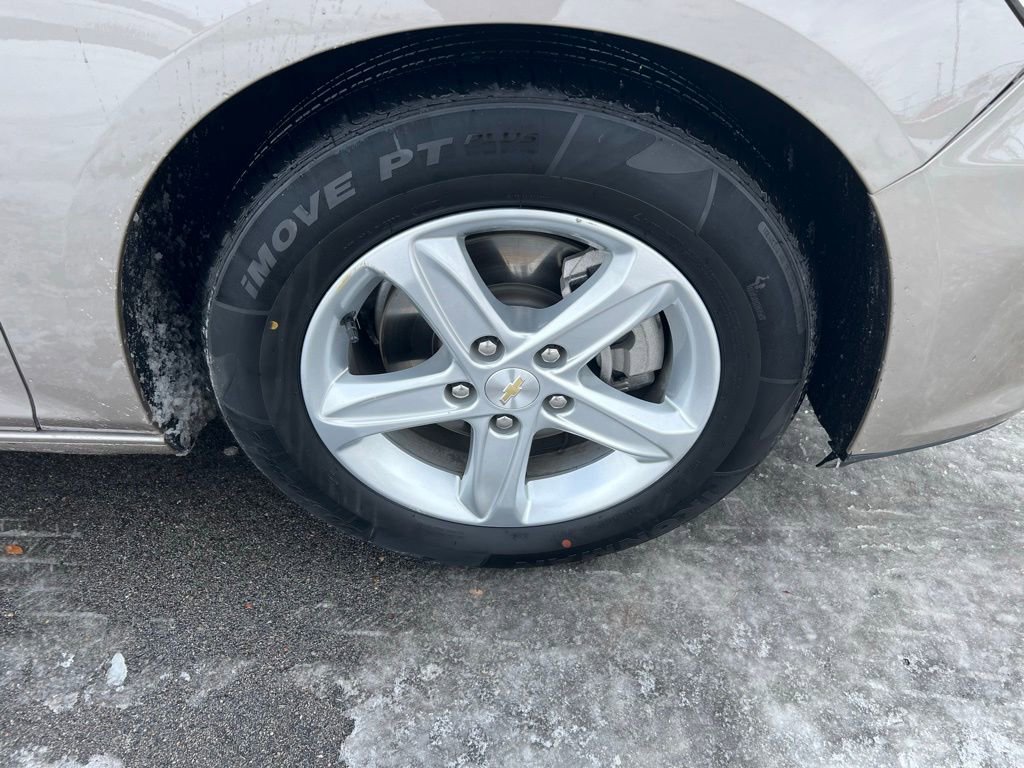 Used 2024 Chevrolet Malibu LS image 12