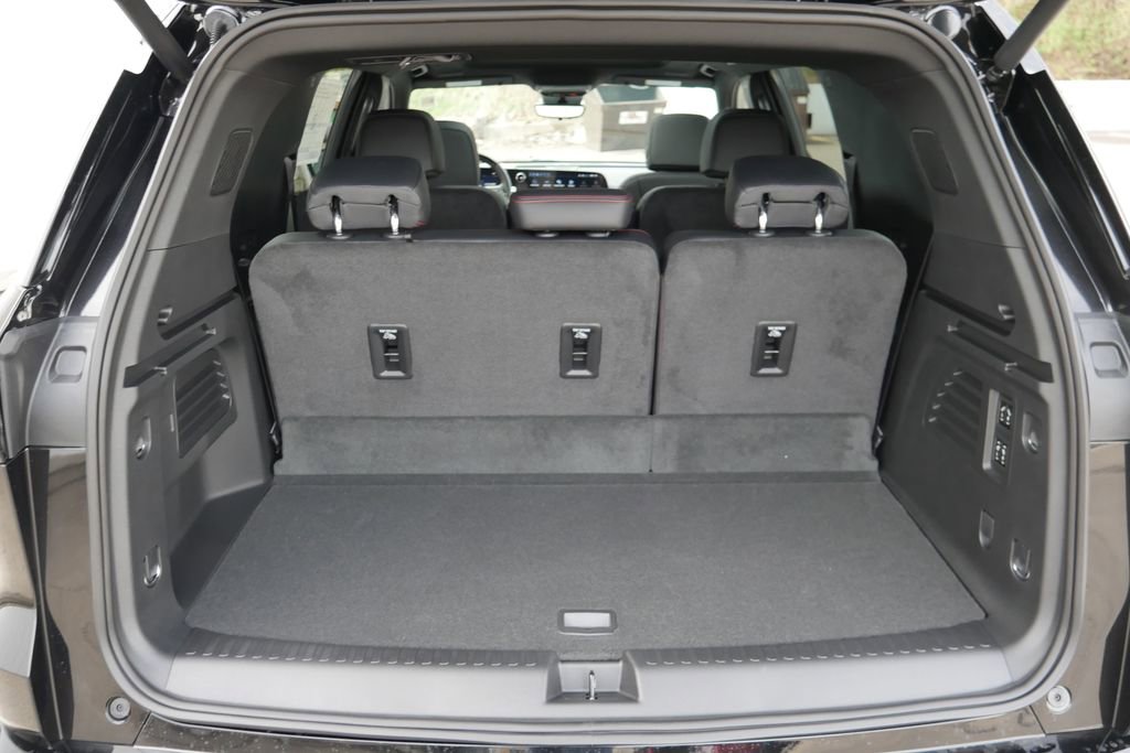 New 2026 Chevrolet Traverse RS image 30