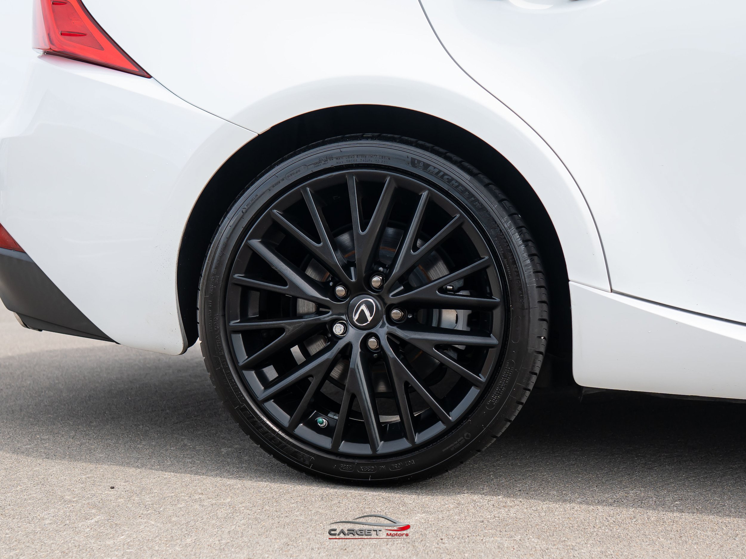 Used 2019 Lexus IS 300 F Sport w/ F Sport Package RWD image 11