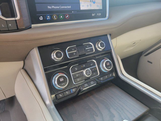 Used 2021 GMC Yukon XL Denali w/ Denali Ultimate Package image 20