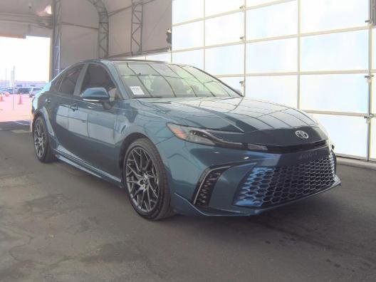 Used 2025 Toyota Camry XSE image 1