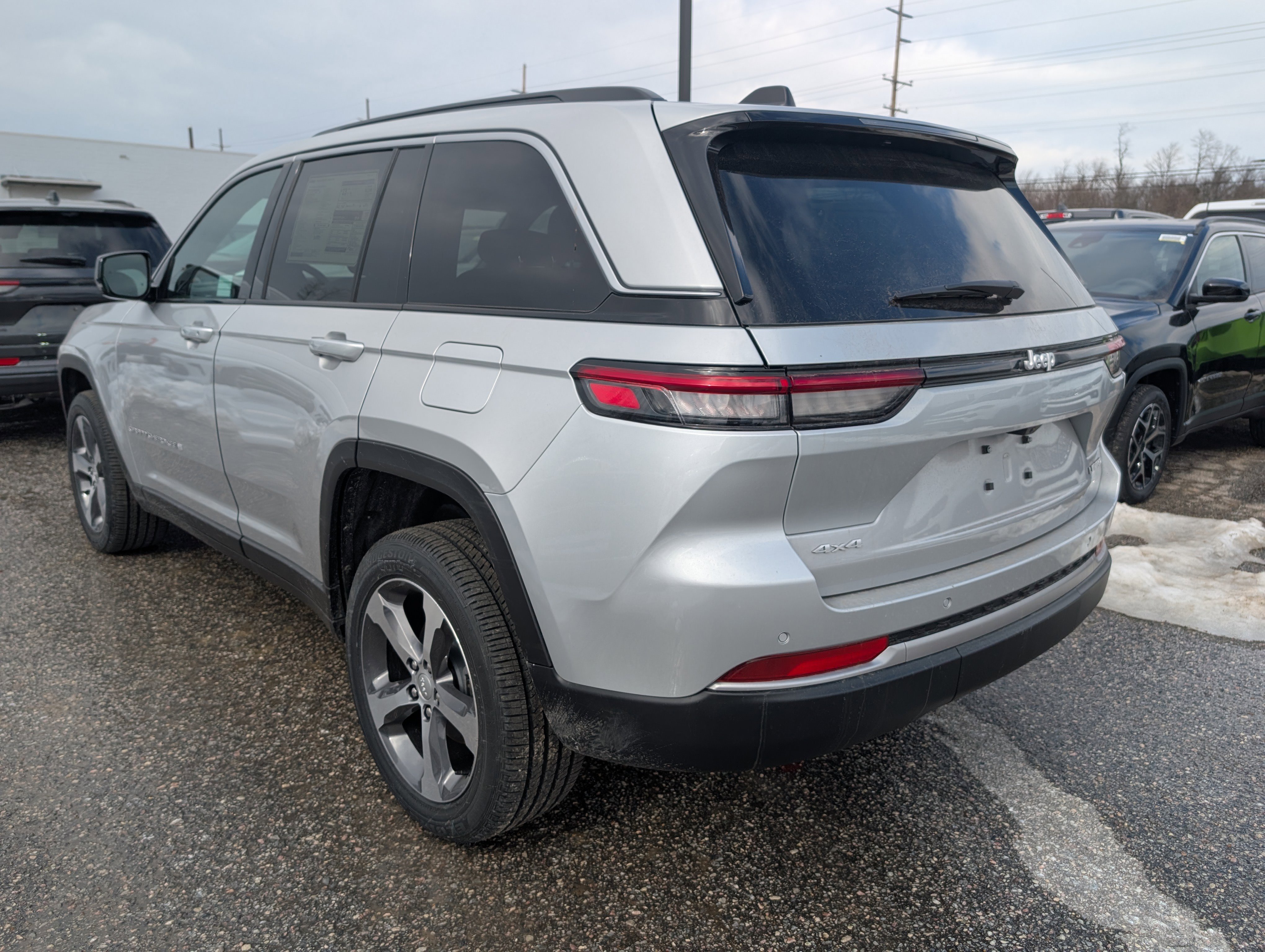 New 2026 Jeep Grand Cherokee Limited image 2