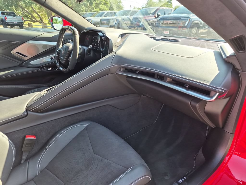 Used 2024 Chevrolet Corvette Z06 RWD image 36