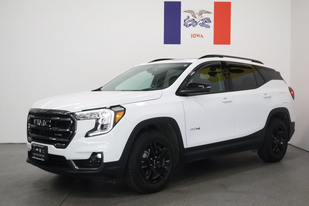 Used 2024 GMC Terrain AT4 w/ Infotainment Package II AWD/4WD image 8