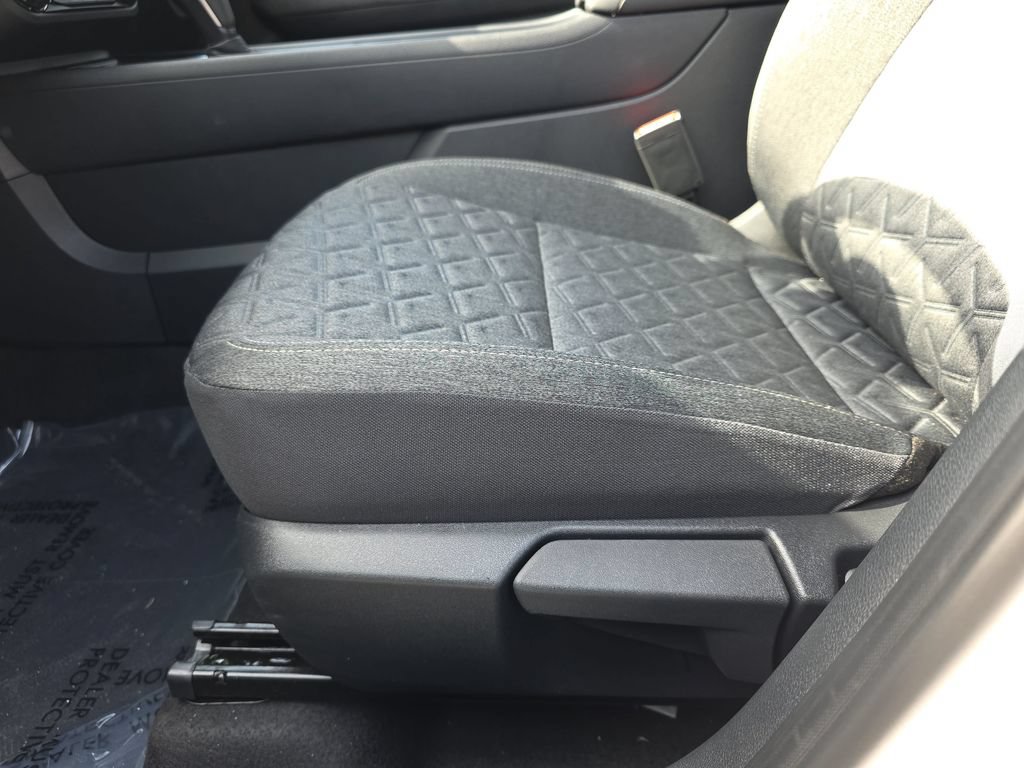 New 2026 Nissan Kicks SV w/ SV Premium Package FWD image 28