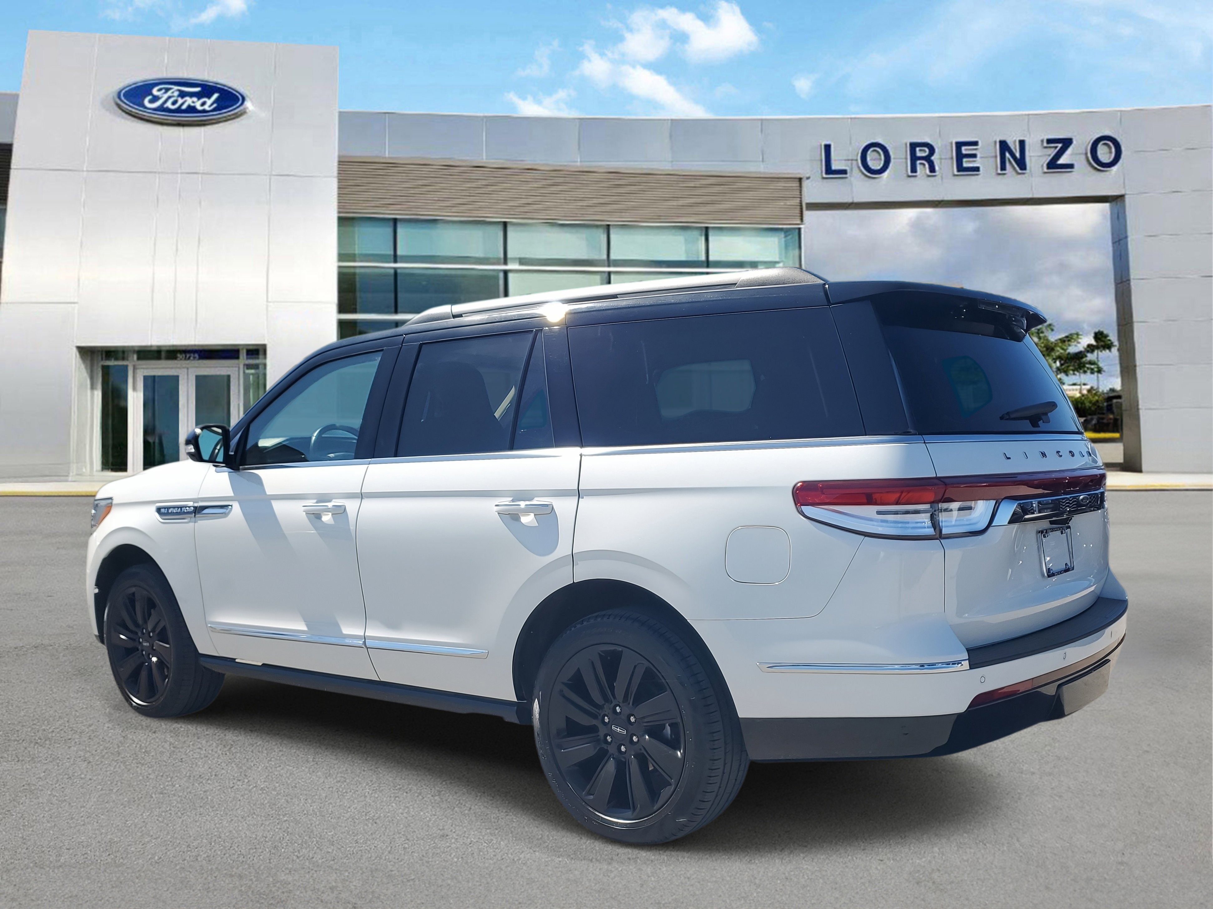 Used 2024 Lincoln Navigator Black Label image 7