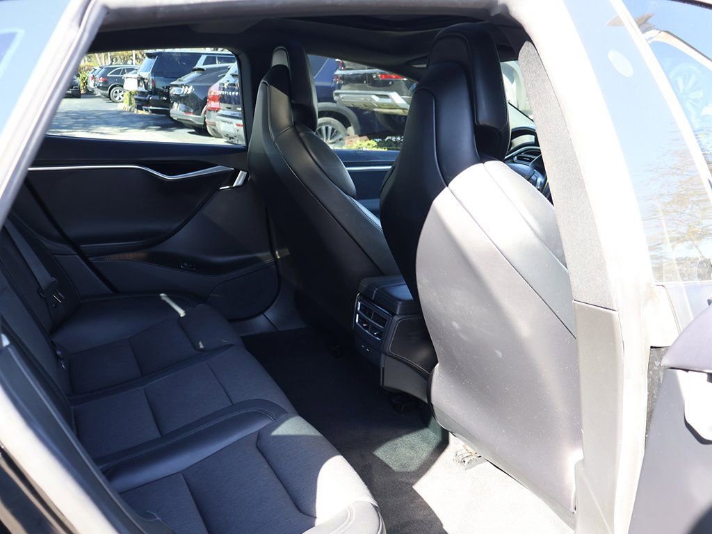 Used 2017 Tesla Model S 100D AWD/4WD image 33