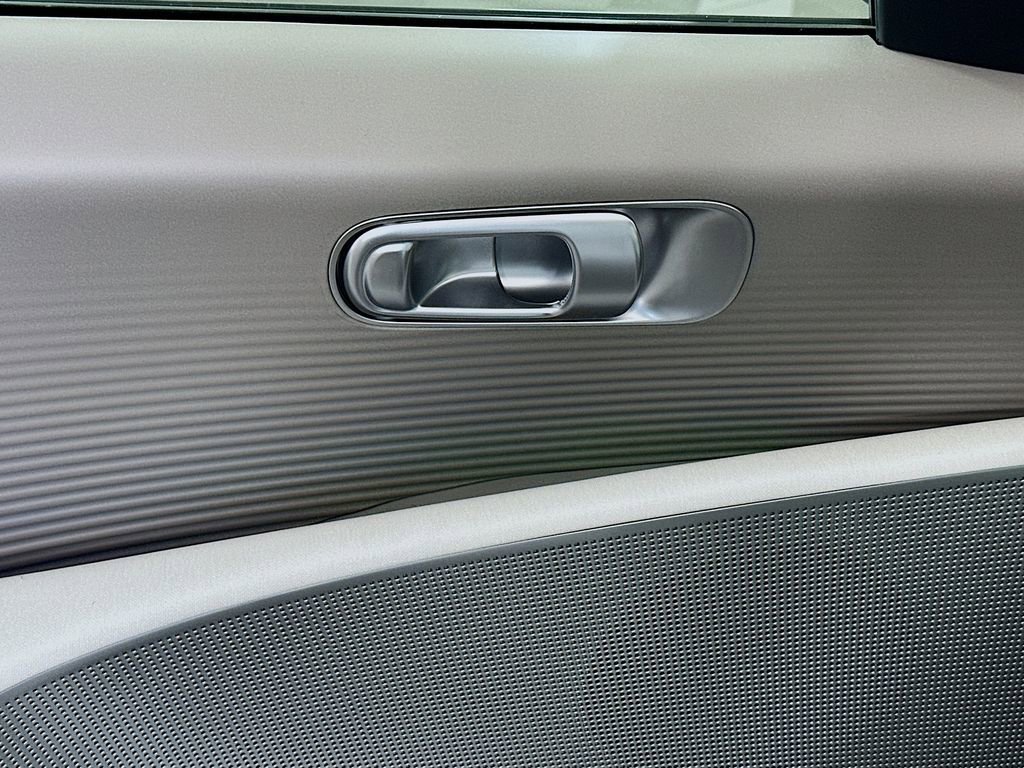 New 2025 Hyundai Ioniq 6 SEL image 20