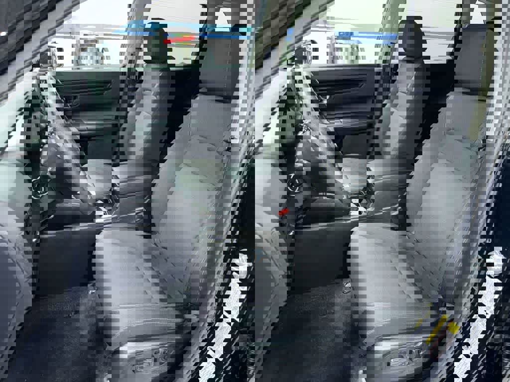 Used 2023 Honda CR-V EX image 15