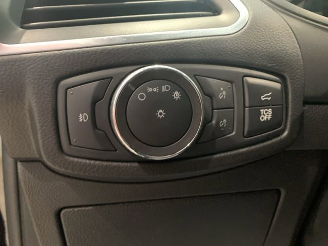 Used 2022 Ford Edge Titanium image 13