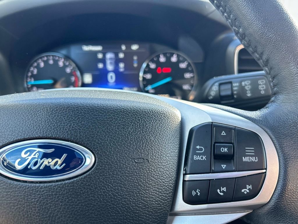 Used 2022 Ford Explorer XLT w/ Equipment Group 202A image 26