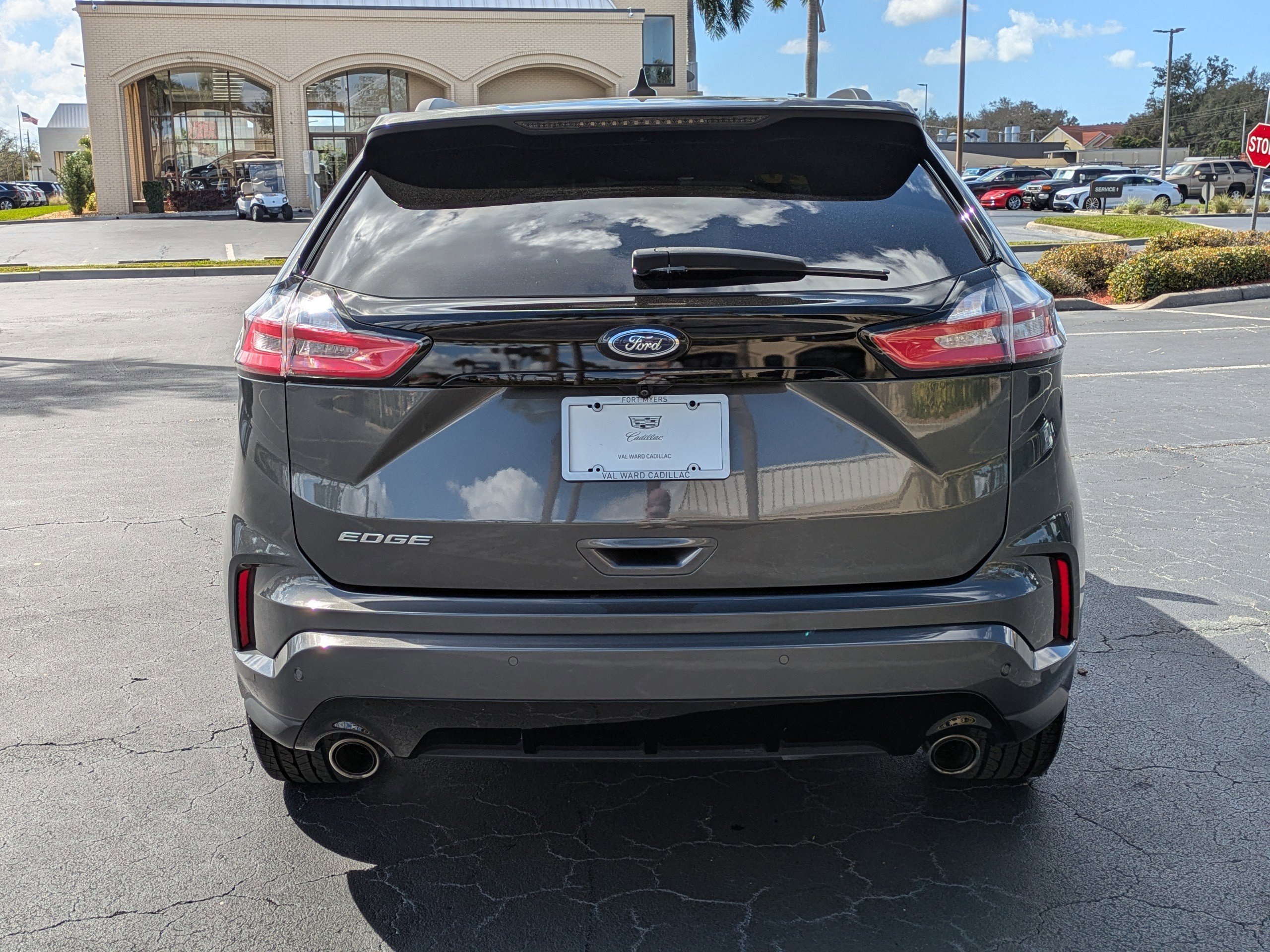 Used 2020 Ford Edge ST-Line image 5