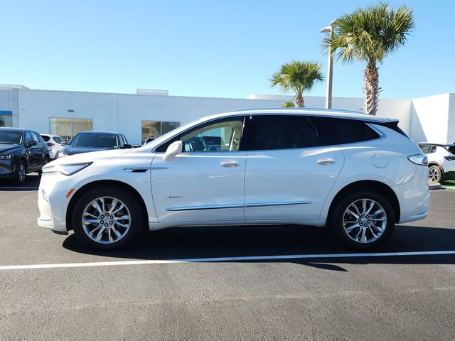 Certified 2023 Buick Enclave Avenir w/ Avenir Technology Package image 2